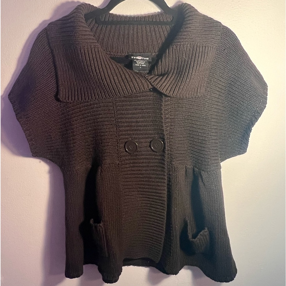 Button Short Sleeve Sweater